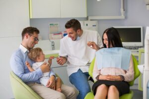 Family Dentist Vs. Endodontist in Surprise: Who Should You Consider For Root Canal?
